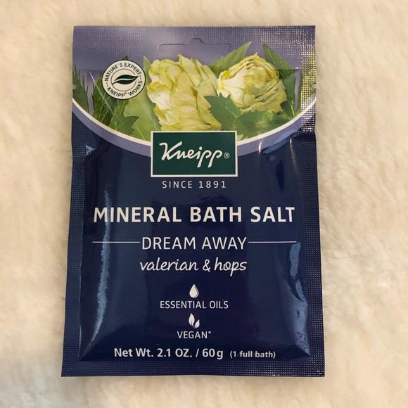 🆕Relaxing Spa Package: Face Mask, Eye Mask & Salt - Picture 5 of 7